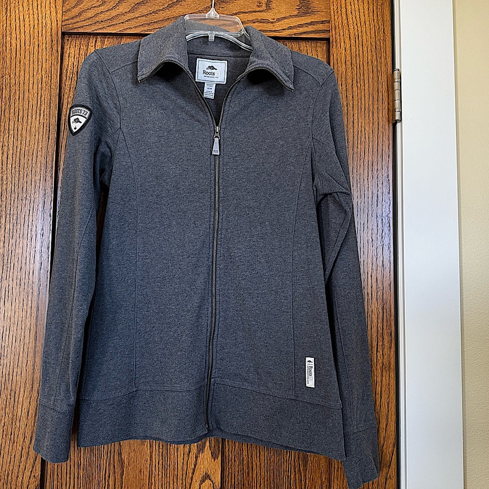 Roots 73 - Full Zipper Jacket / Sweatshirt 
Size medium, Dark gray
